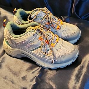 Merrell unisex Oakcreek hiking shoe child size 13 green orange